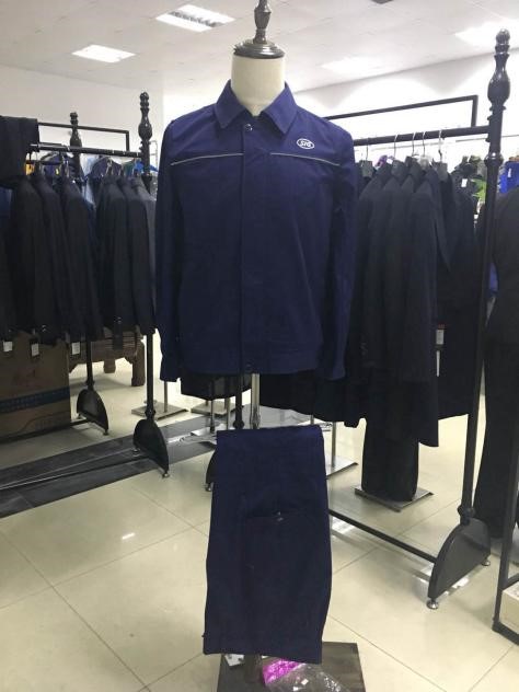 5-210426103FTX.jpg 生产食品包装袋工作服款式应该如何选择?(图1)