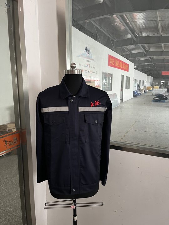 玉池水业工作服(图1)
