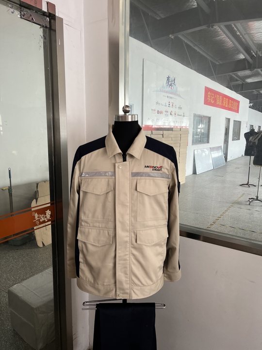 苏州迈得诺医疗工作服(图1)