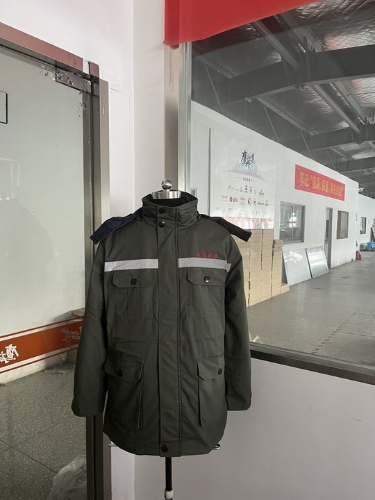 来宝矿业工作服(图1)