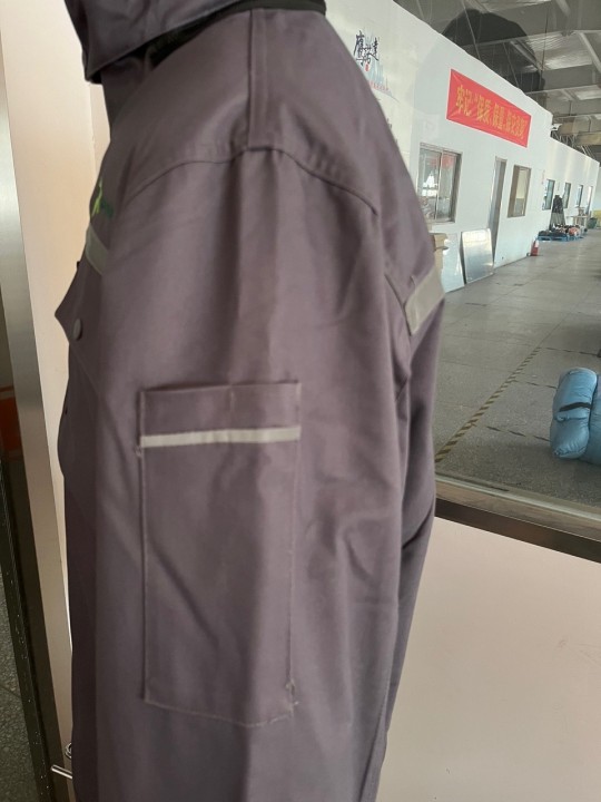 北京新叶新能源棉服工作服(图3)