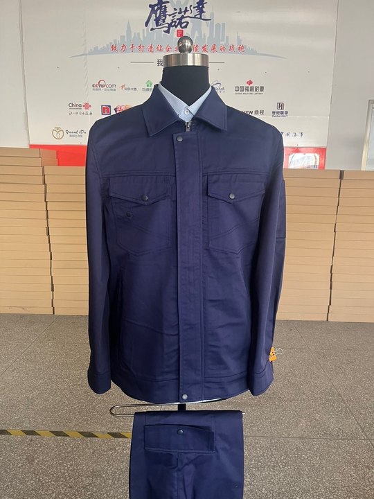 乐虞品牌短袖长袖工作服(图1)