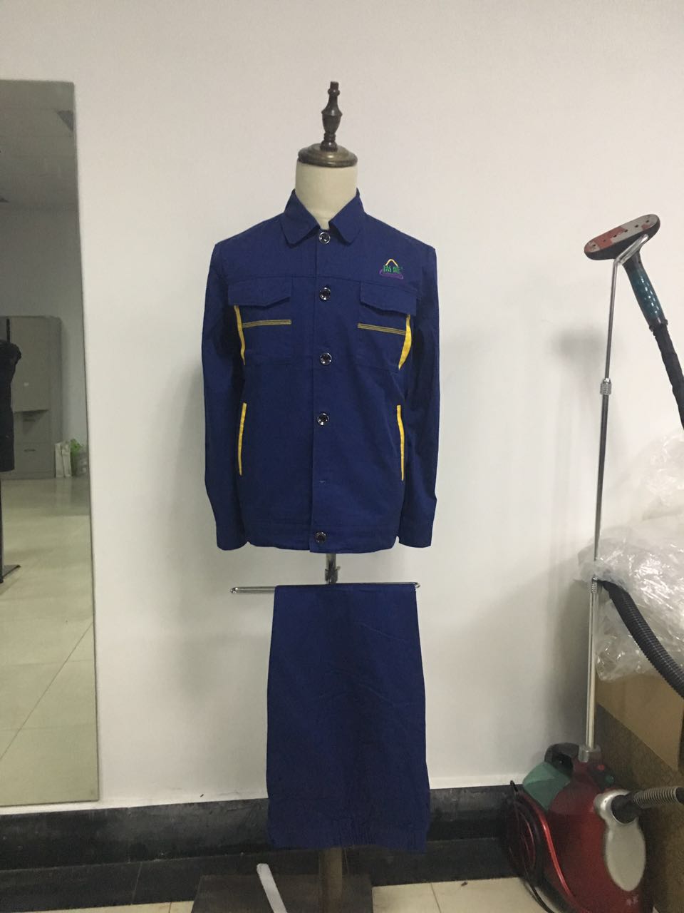 尚盛装饰工作服(图1)