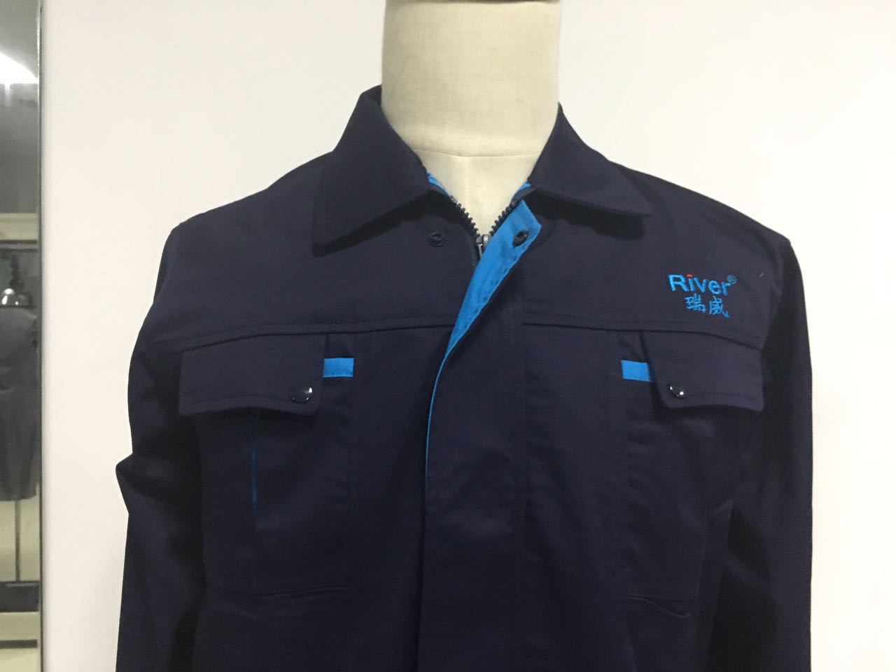苏州瑞威盛科技工作服(图2)