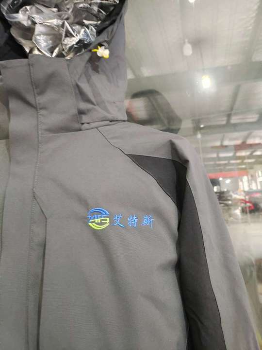 艾特斯冲锋衣(图2)